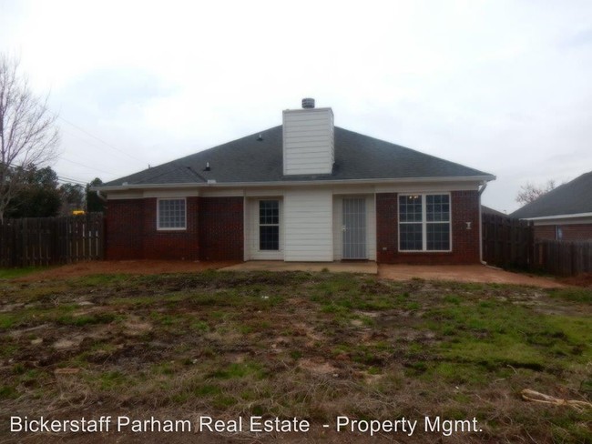 Foto del edificio - 3 br, 2 bath House - 8002 Sonoma Point Drive