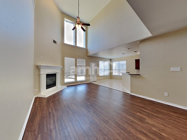 Building Photo - 10100 Bull Run