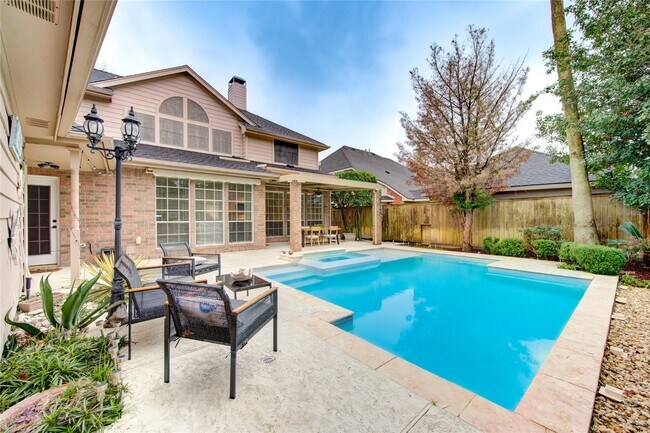 Foto del edificio - 13515 N Tracewood Bend