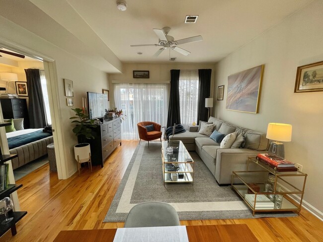 Foto del edificio - 608 Jefferson St