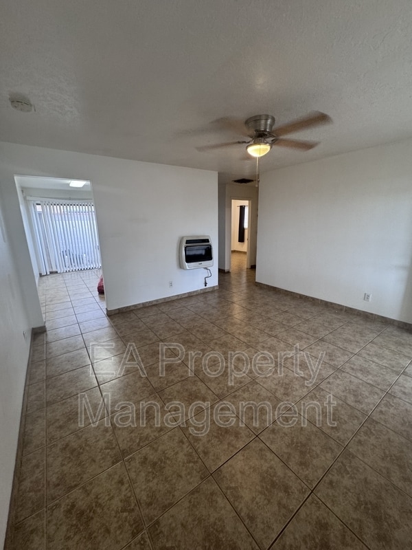 Foto del edificio - 7015 Trumbull Ave SE
