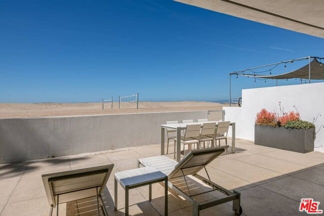 Building Photo - 7033 TROLLEYWAY