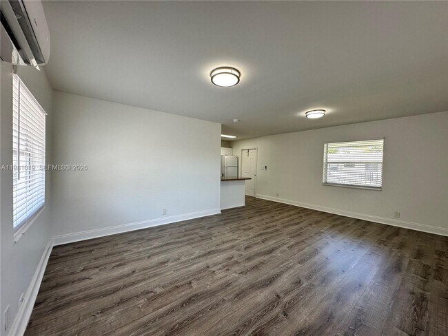 Foto del edificio - 1411 N Dixie Hwy