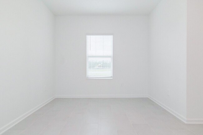 Foto del edificio - Beautiful 5 bed/3 bath home For Rent at Pi...