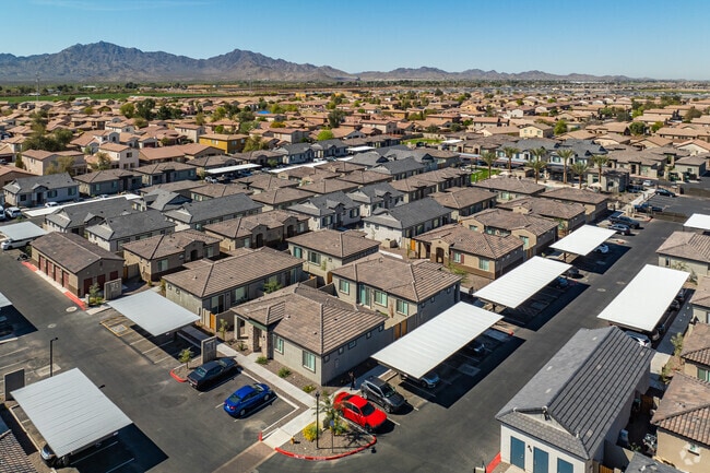 Building Photo - Avilla Broadway