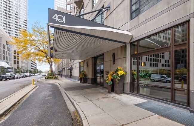 Building Photo - 401 E Ontario St