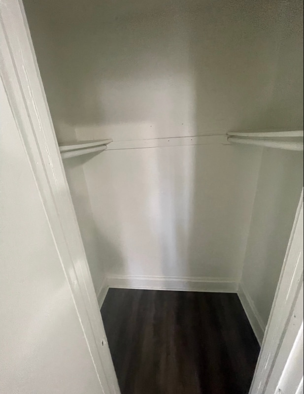 Building Photo - 806 8th St