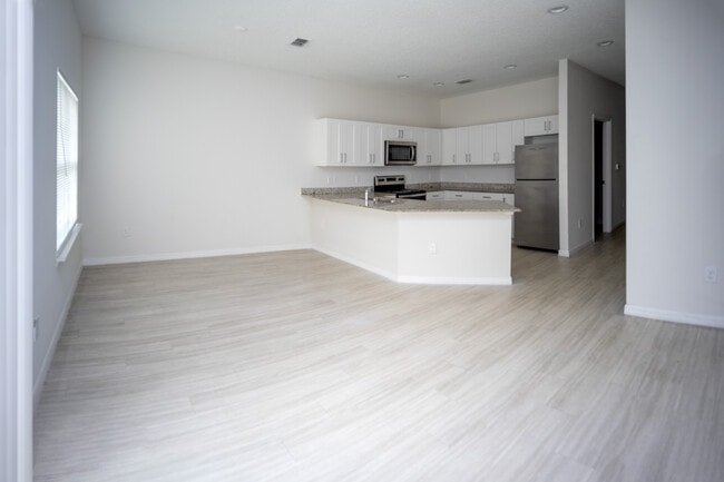 Building Photo - DIMORA-2148Penny_Migro