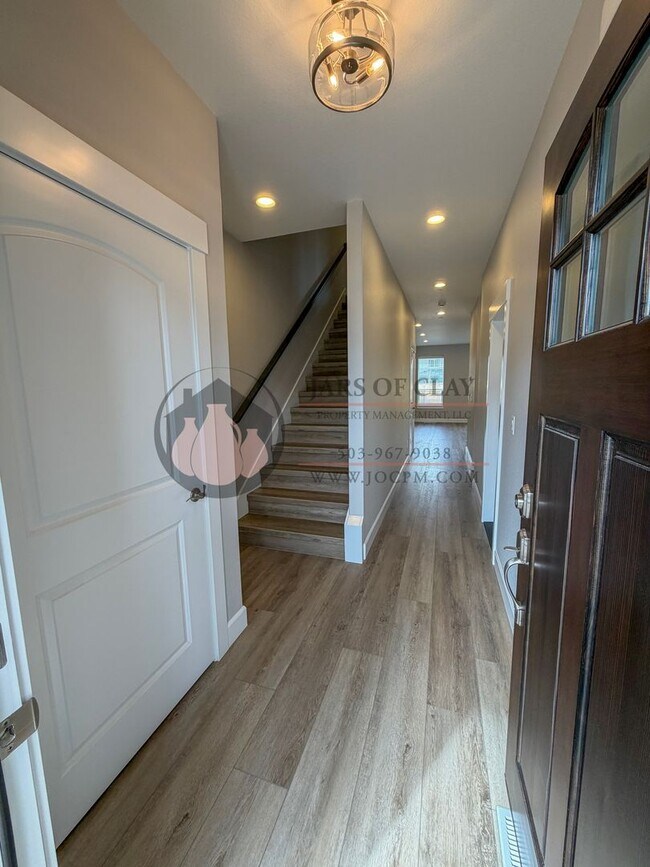 Foto del edificio - 1329/1331 #2023-LL765