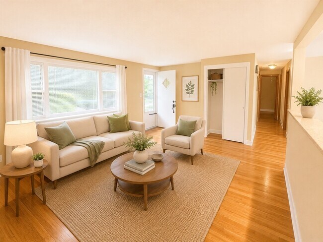 Foto del edificio - 29 Greenleaf Cir