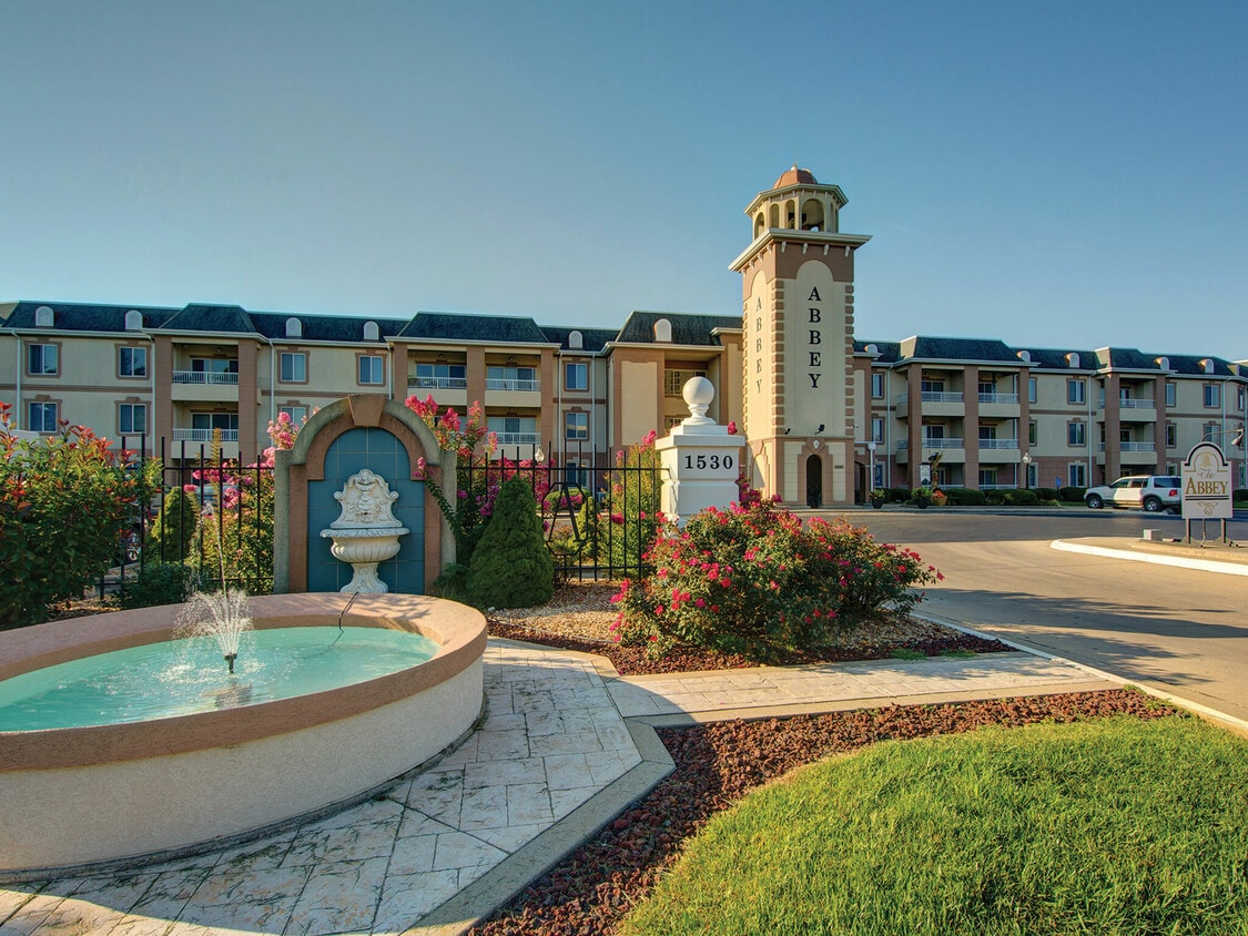 Primary Photo - The Abbey Apartments