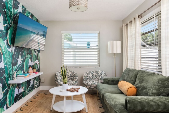 Building Photo - 1773 Eaton Dr