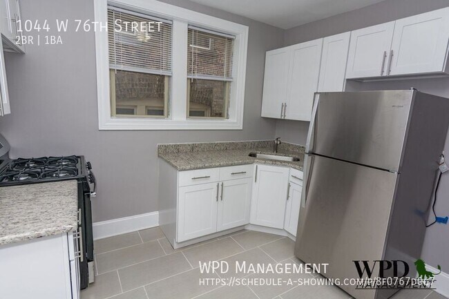 Building Photo - 1044 W 76th St