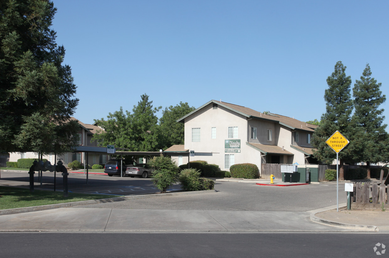 Primary Photo - Dinuba Manor Apartment