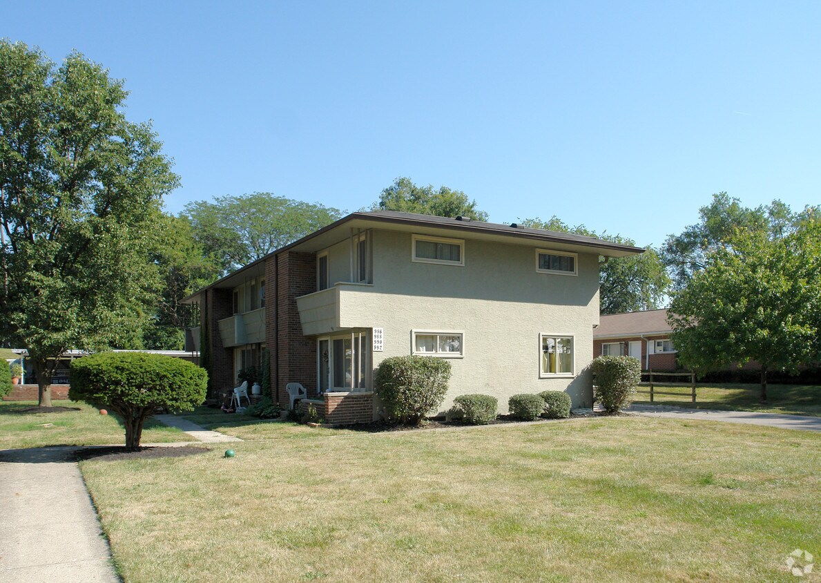 Foto del edificio - 986-992 Hilo Ln