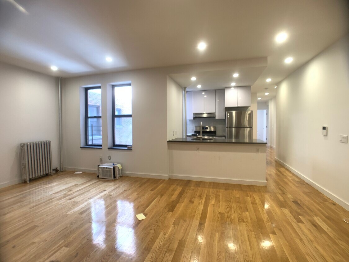 3971 Gouverneur Ave Unit 2F, The Bronx, NY 10463 Room for Rent in