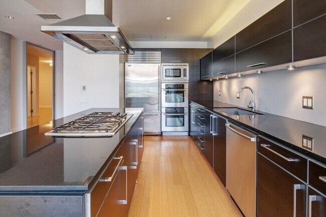 Building Photo - 2 bedroom in San Francisco CA 94107