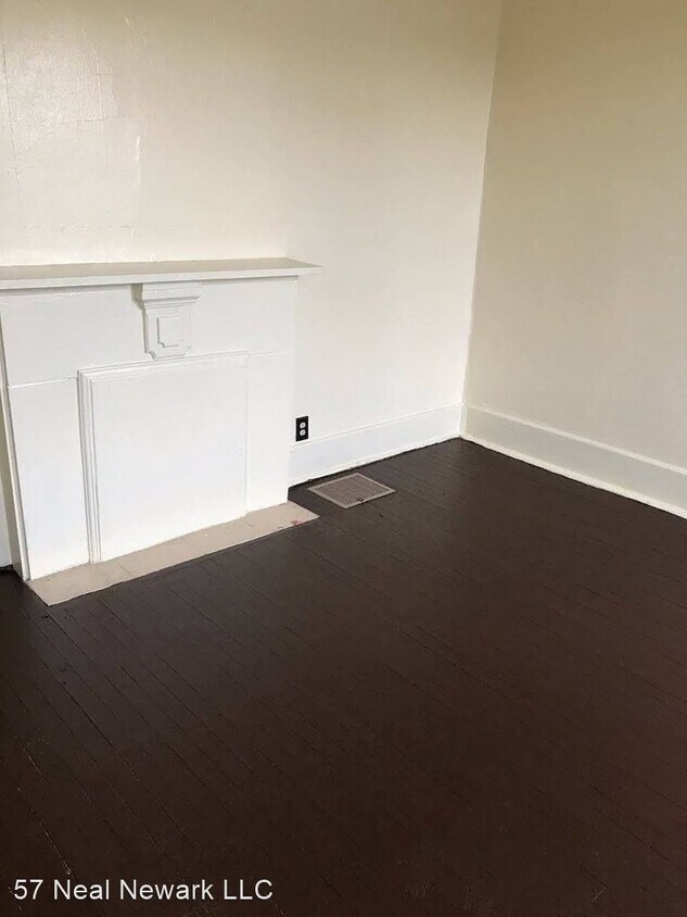 Building Photo - 2 br, 1 bath House - 291 Clinton St