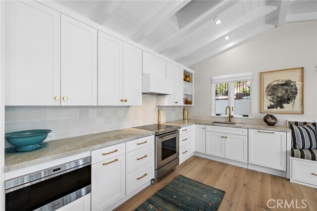 Building Photo - 690 Cuprien Way
