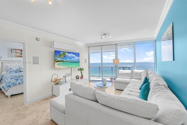 Building Photo - 17001 Collins Ave