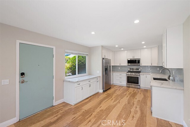 Building Photo - 16421 Calle Castor Cir