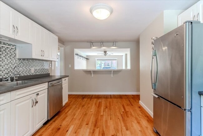Building Photo - 37 Aldrich Rd