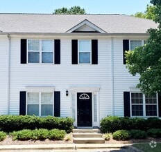 Building Photo - 136 Reid Ln