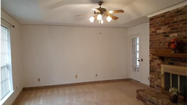 Foto del edificio - 2302 Bengal Ln