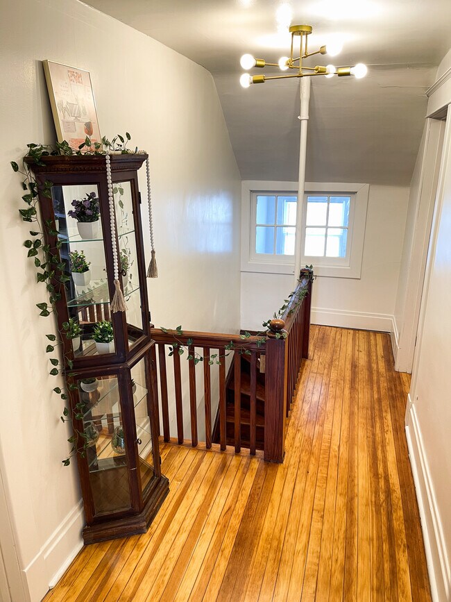 Foto del edificio - 3721 Cottage Grove Ave