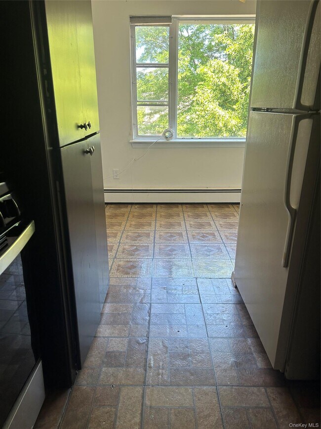 Foto del edificio - 77-24 252nd St