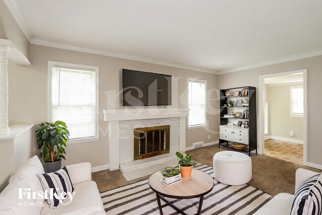 Foto del edificio - 9005 E 68 Terrace