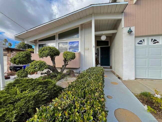 Building Photo - 5418-5420 Baja Drive