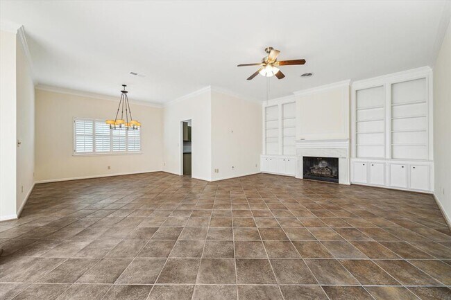 Foto del edificio - 8603 La Fonte St