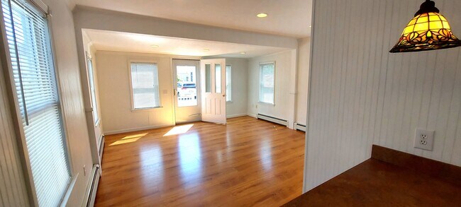 Front Entrance / Living Room - 10 Ocean Ave