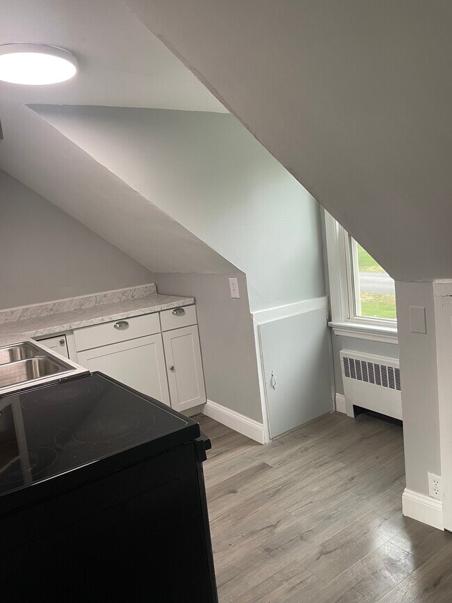 10334 Adirondack View Hts Unit 4, Utica, NY 13502 Apartments in Utica