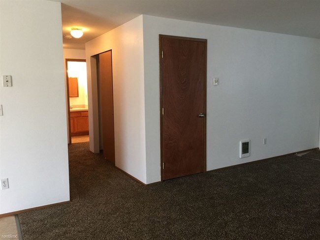 Building Photo - 3 br, 2 bath  - 1819 S 12th Ave Apt 2 Apt 2
