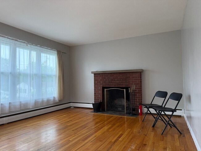 Building Photo - 4B Marlyn Dr