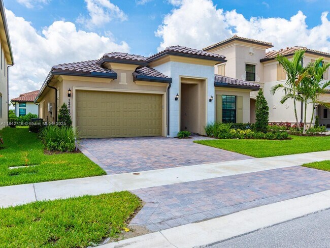 Foto del edificio - 12280 N Baypoint Cir