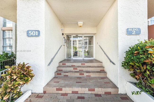 Building Photo - 501 Three Islands Boulevard
