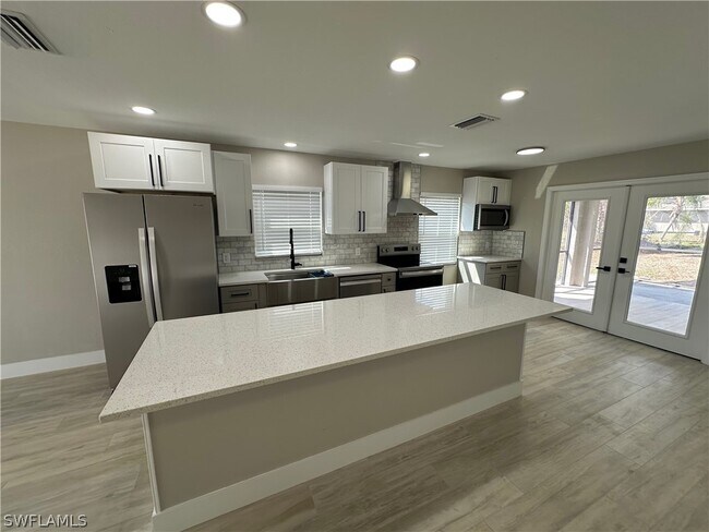 Foto del edificio - 9161 Seville Rd