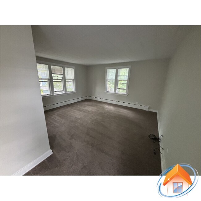 living room - 1512 Wesley Ave