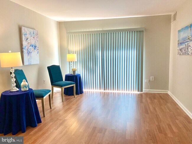 Foto del edificio - 17817 Buehler Rd