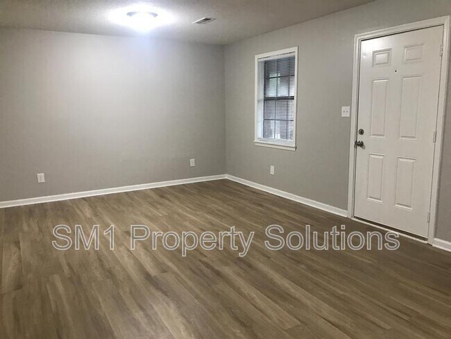 Foto del edificio - 2509 Green Oaks Ct SE