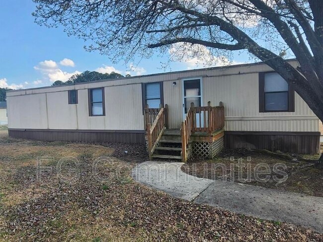 Building Photo - 2003 Keith Ln