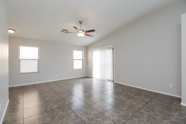 Foto del edificio - 5727 S 17th Ave