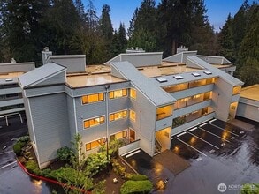 Building Photo - 13741 15th Ave NE