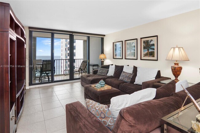 Foto del edificio - 2401 S Ocean Dr