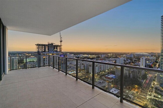 Foto del edificio - 275 1st Ave S