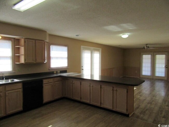 Building Photo - 4483 Baker St