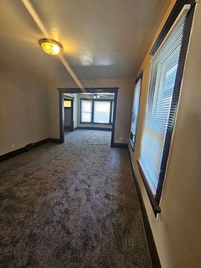 Foto del edificio - 2551-2553 N 36th St